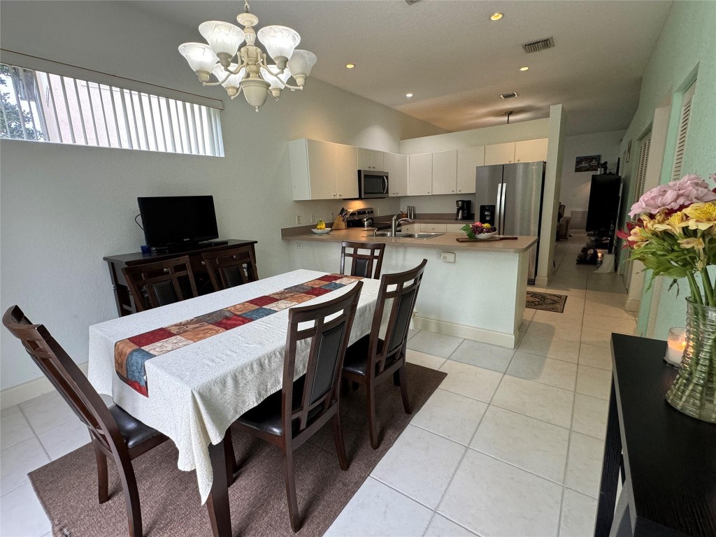 Fairway Lake 110-22 B - Residential Lease