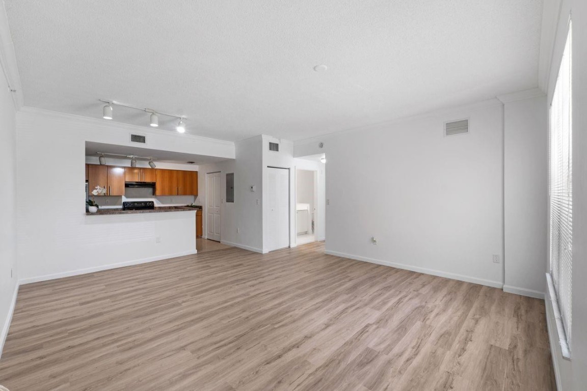 POINCIANA PLACE - Residential