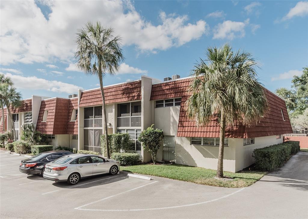 WELCOME HOME TO THIS CHARMING PET FRIENDLY 1 BED/1.5 BATHS GROUND FLOOR CONDO IN THE HEART OF PLANTATION. LOCATED IN THE QUIET SMALL COMMUNITY OF JACARANDA COUNTRY CLUB’S ENTRADA ACROSS FROM CENTRAL PARK. NEWER CENTRAL A/C '21, NEW DISHWASHER, NEW WATER HEATER, NEW BASEBOARDS, BOTH TOILETS REPLACED -SCREENED IN PATIO, LIVING ROOM W/GREAT NATURAL LIGHT. COMMUNITY FEATURES: XTRA STORAGE CLOSET, CLUBHOUSE ON BEAUTIFUL LAKE, BBQ & SOLAR HEATED POOL. CLOSE TO SHOPPING, HIGHWAYS & PUBLIC TRANSPORTATION. MAINTENANCE INCLUDES: INSURANCE, WATER, TRASH, ROOF '21, WASHER/DRYER FACILITIES IN THE BUILDING. CLOSE TO I595, I75, TURNPIKE, SAWGRASS EXPRESS. NO LEASE 1ST YEAR OF OWNERSHIP. ASSOC.: REQUIRES 20% DOWN. PURCHASE APPLICATION & RULES HAVE BEEN ADDED TO SUPPLEMENTS. ONE PET MAX. WEIGHT 25 LBS