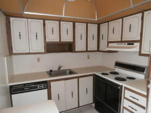 KINGS POINT FLANDERS COND - Residential