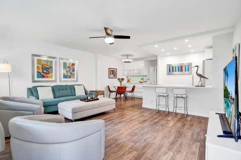 Photo of 101 N Birch Road #102, Fort Lauderdale, FL 33304 (MLS # B26042655)