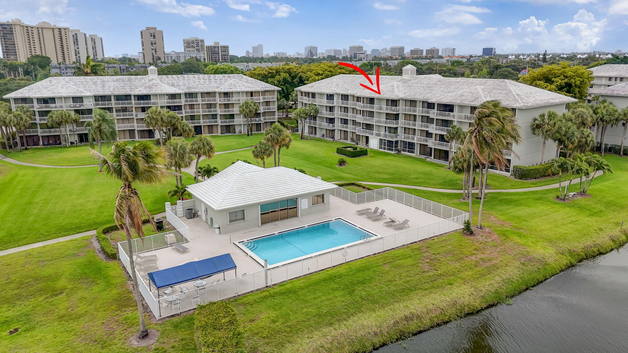 Whitehall Condominiums in The Villages - Residential