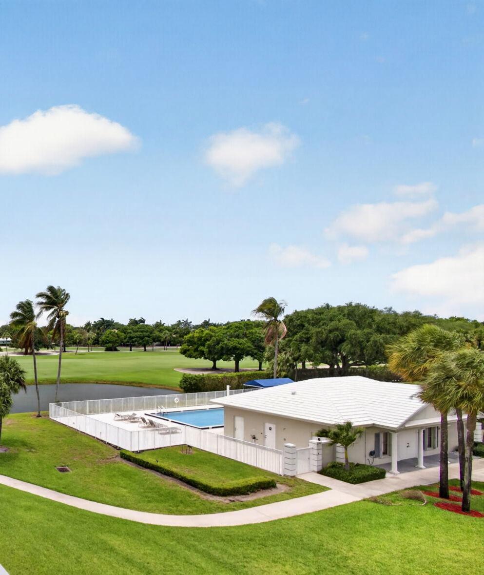 Whitehall Condominiums in The Villages - Residential