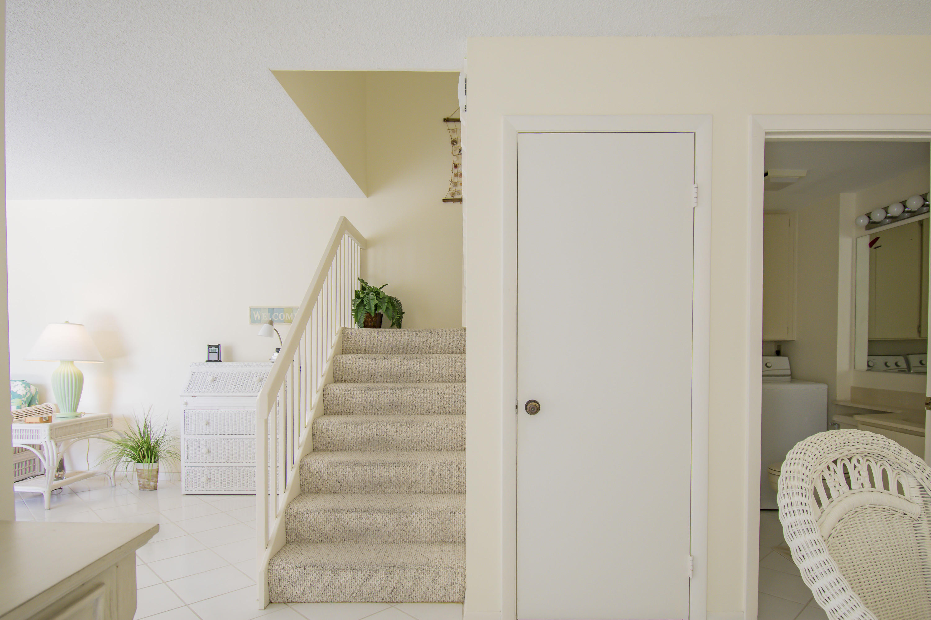 RIVER NORTH - Residential Lease