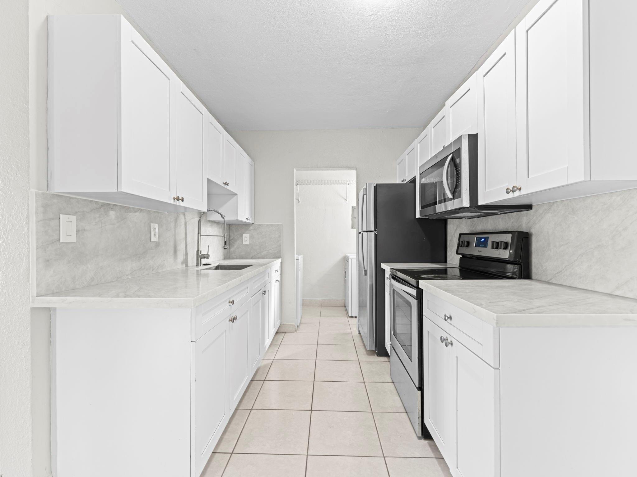 IVES ESTATES SEC 4 - Residential Lease