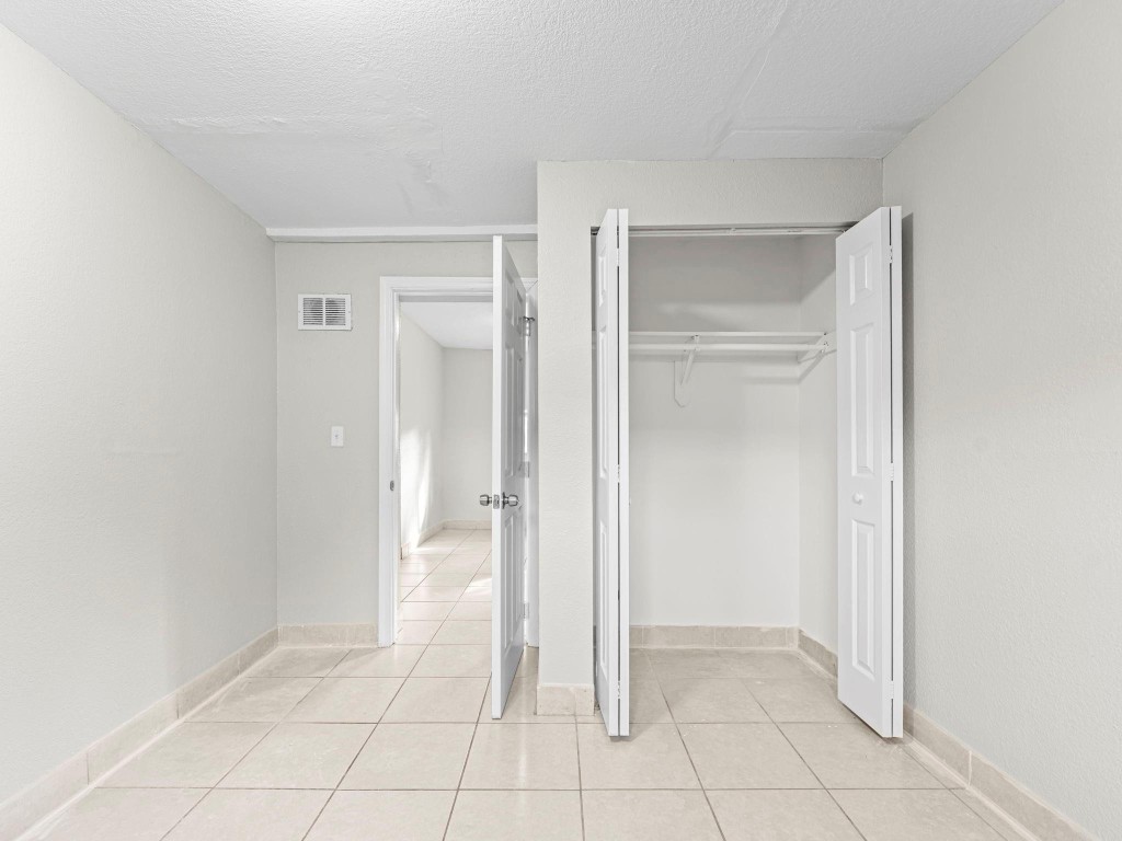 IVES ESTATES SEC 4 - Residential Lease