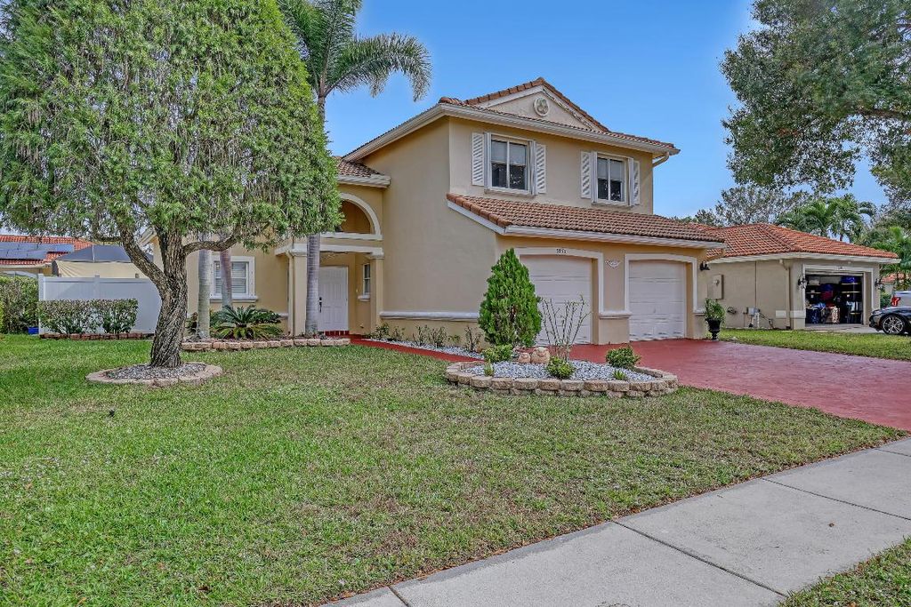 Photo of 5877 Las Colinas Circle, Lake Worth, FL 33463 (MLS # R11155396)