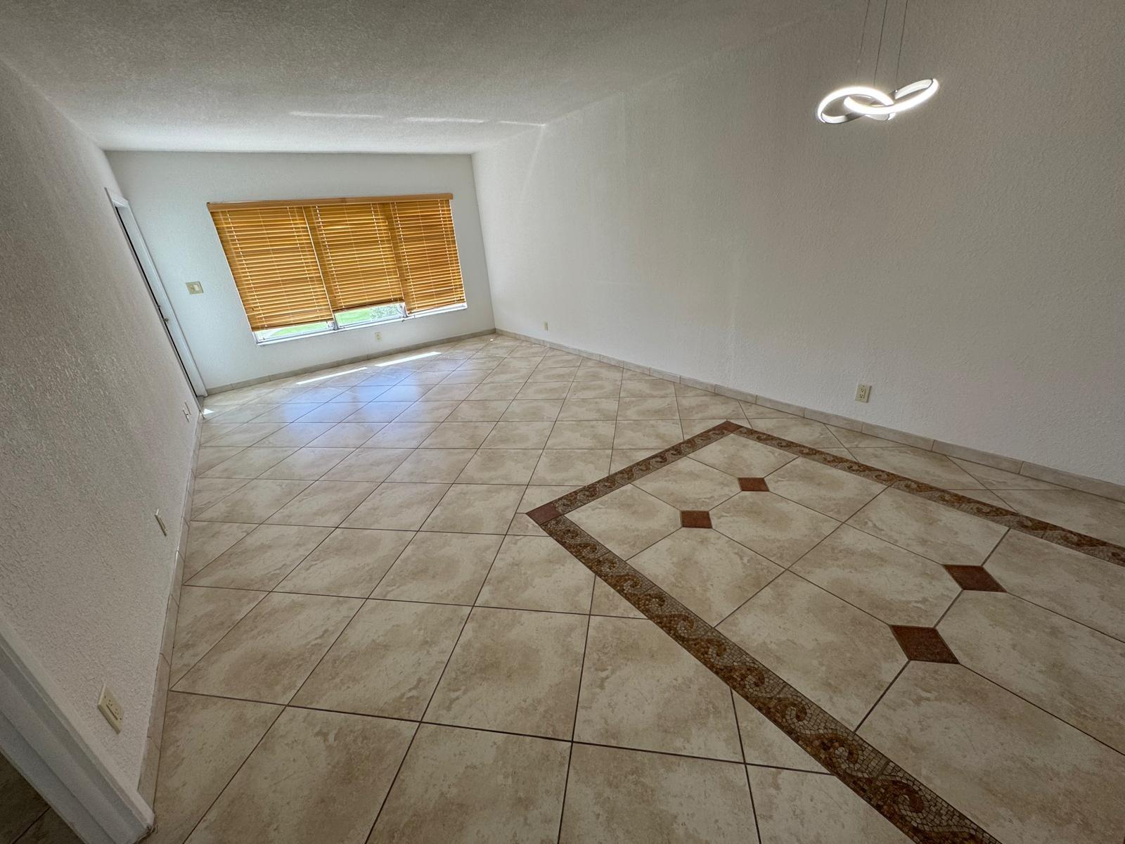 No 11 Palm-Aire Country C - Residential Lease