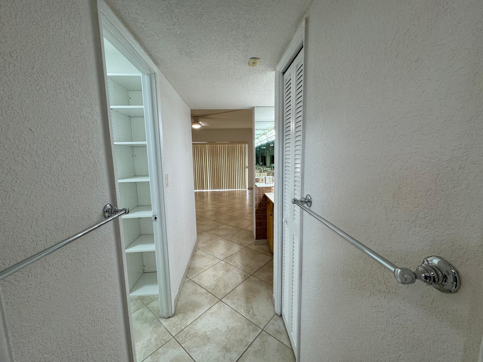 No 11 Palm-Aire Country C - Residential Lease