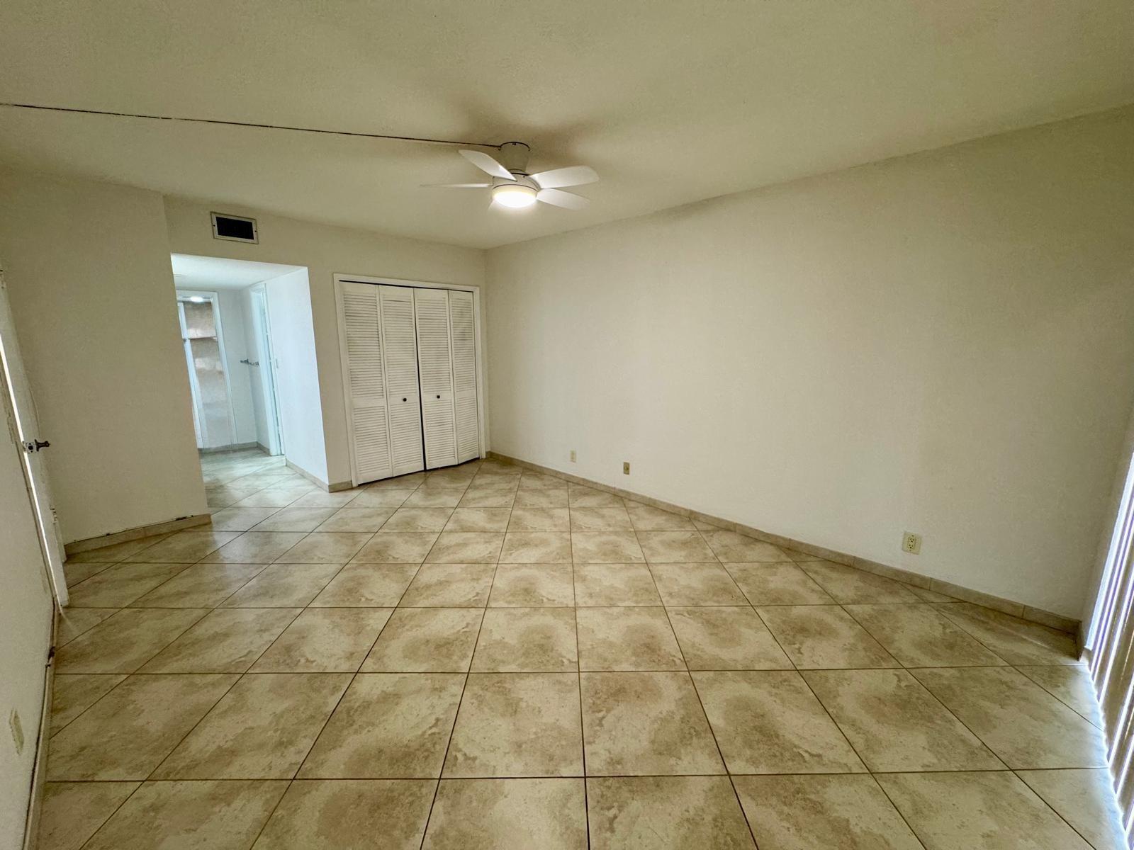 No 11 Palm-Aire Country C - Residential Lease