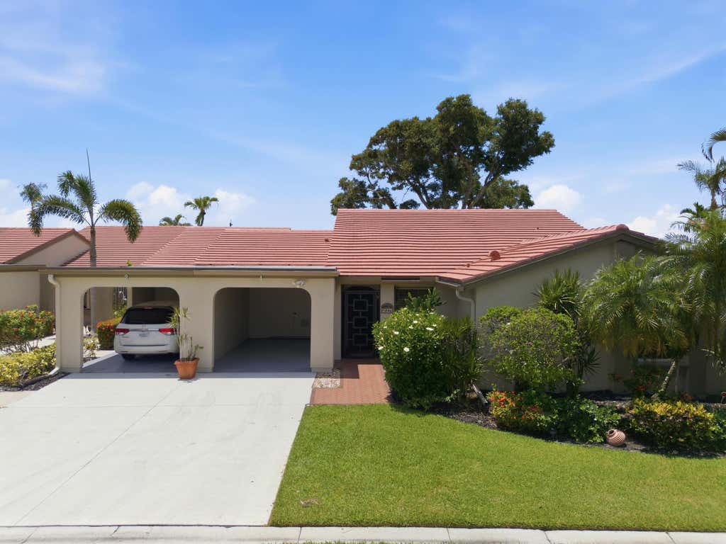 Photo of 5896 Forest Grove Drive #4, Boynton Beach, FL 33437 (MLS # B26048804)