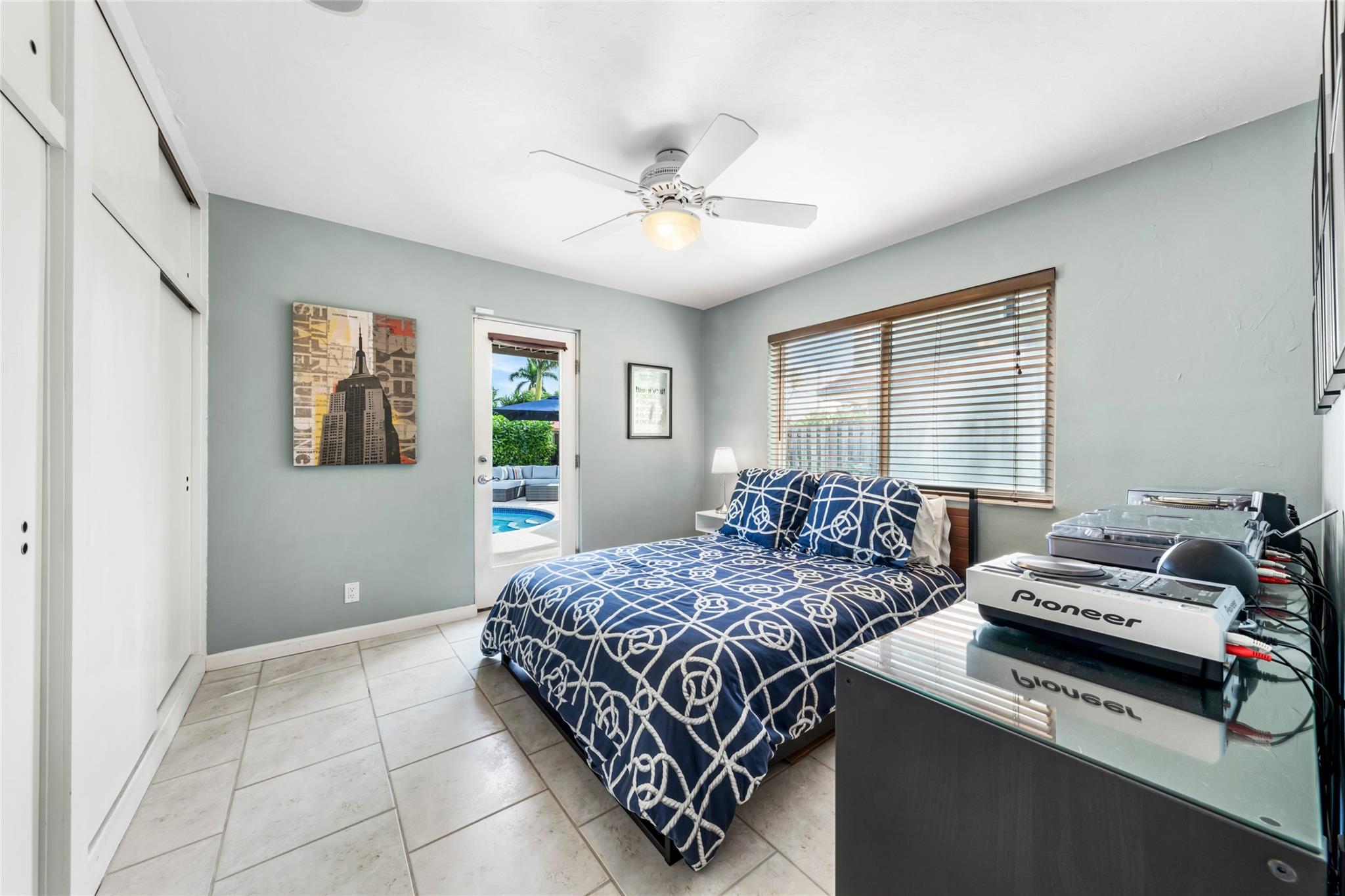 Coral Heights - Residential