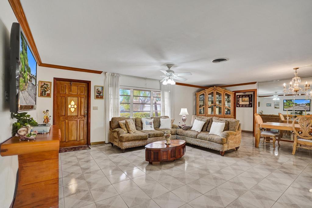 COVE 5TH SEC - Residential