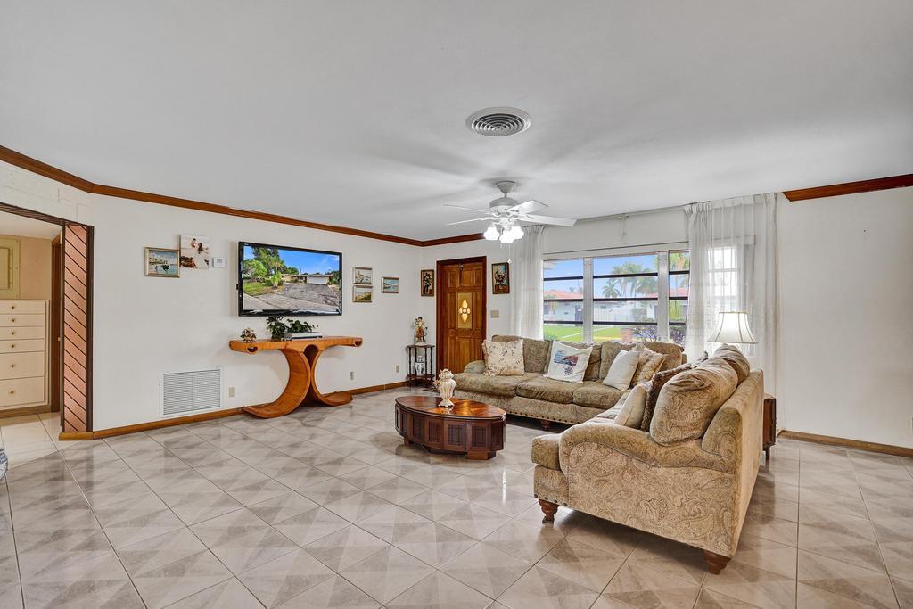 COVE 5TH SEC - Residential