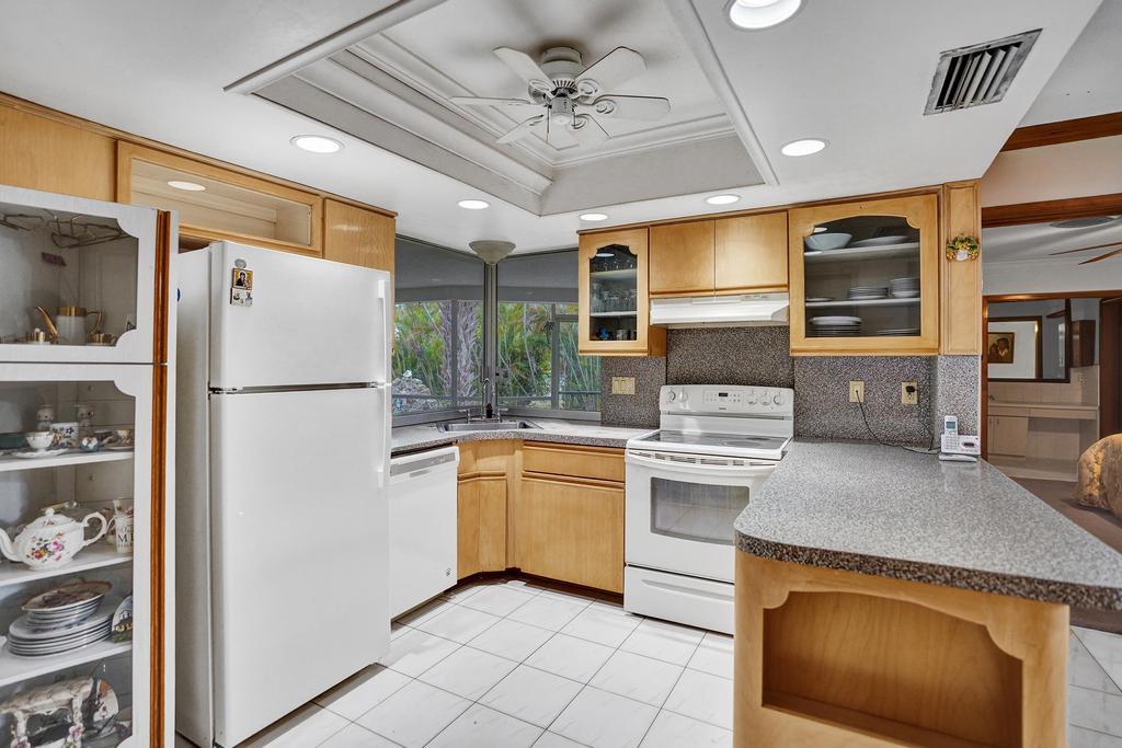 COVE 5TH SEC - Residential