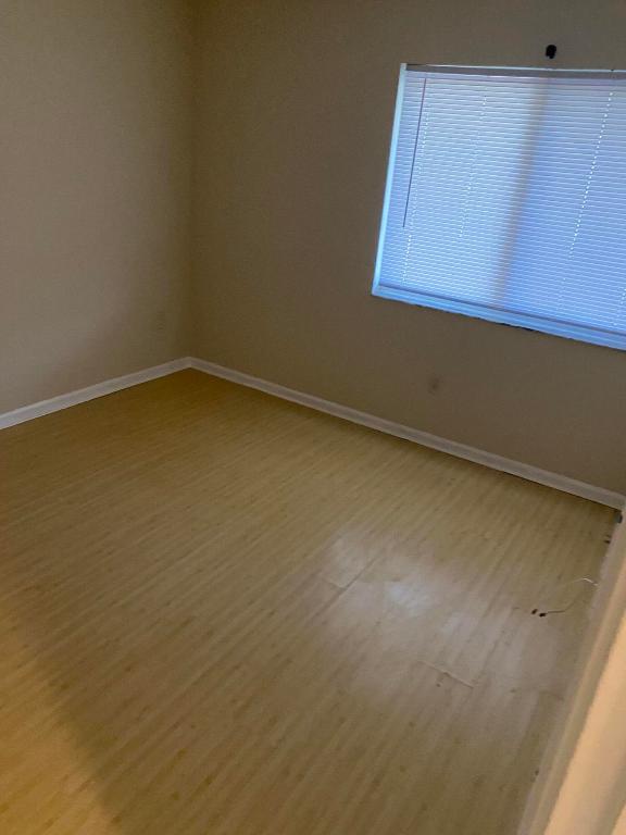 LAGO DEL REY NORTH AMSTERDAM CONDO - Residential