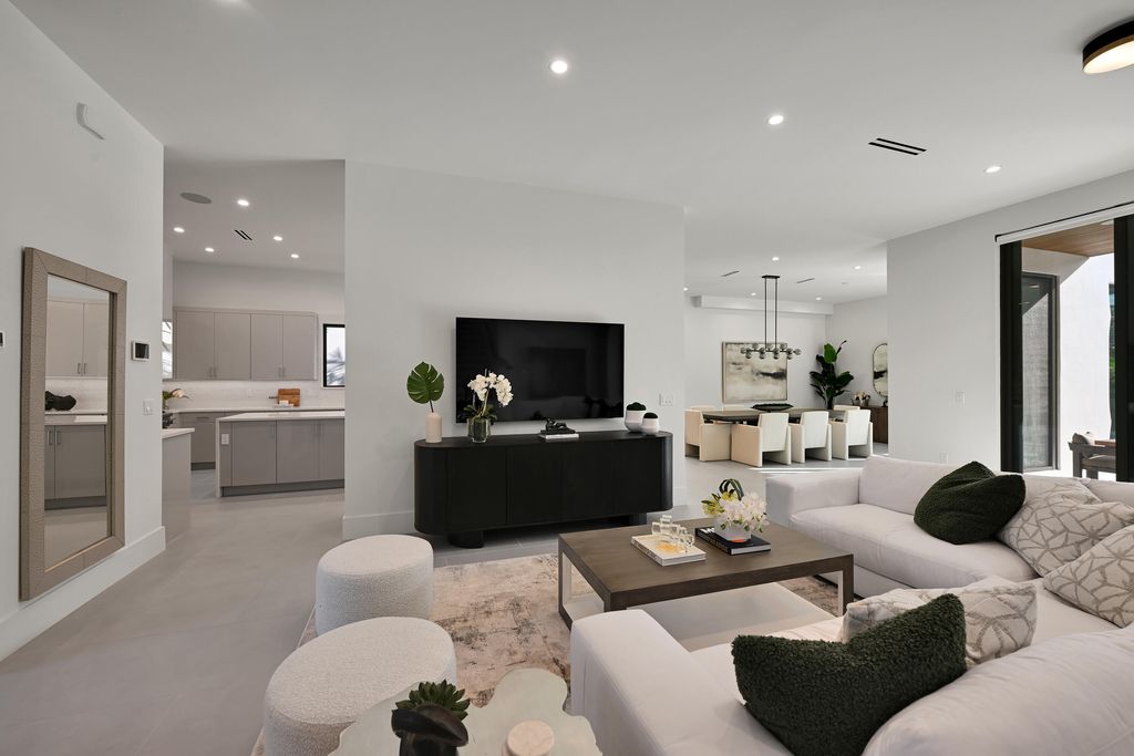 Photo of 16694 Mosaic Place, Delray Beach, FL 33446 (MLS # R11090549)