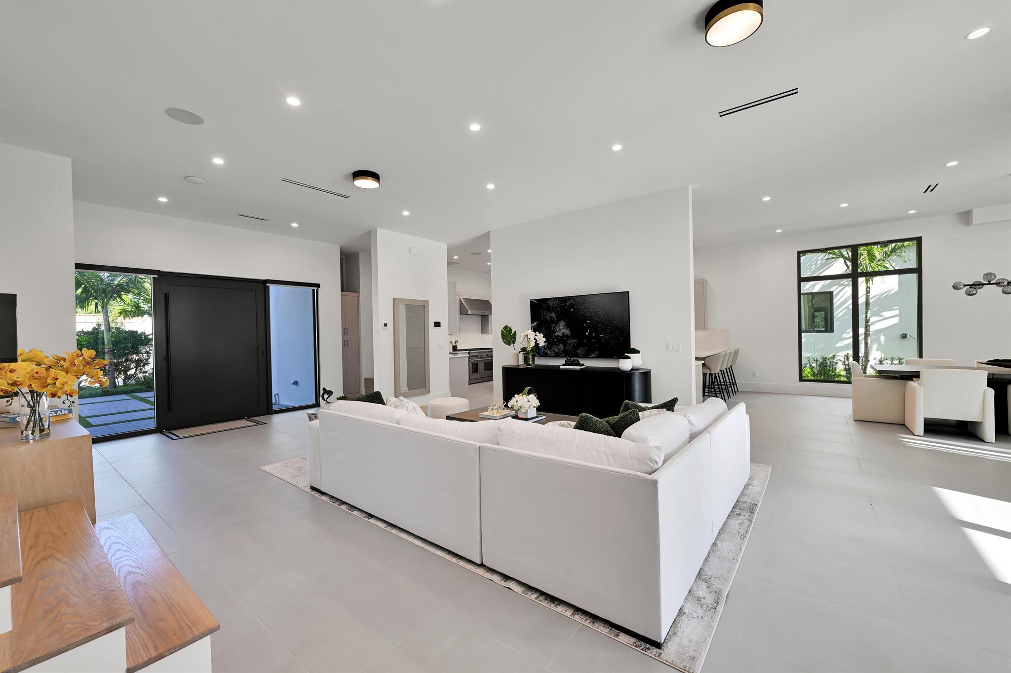 16694 Mosaic Place