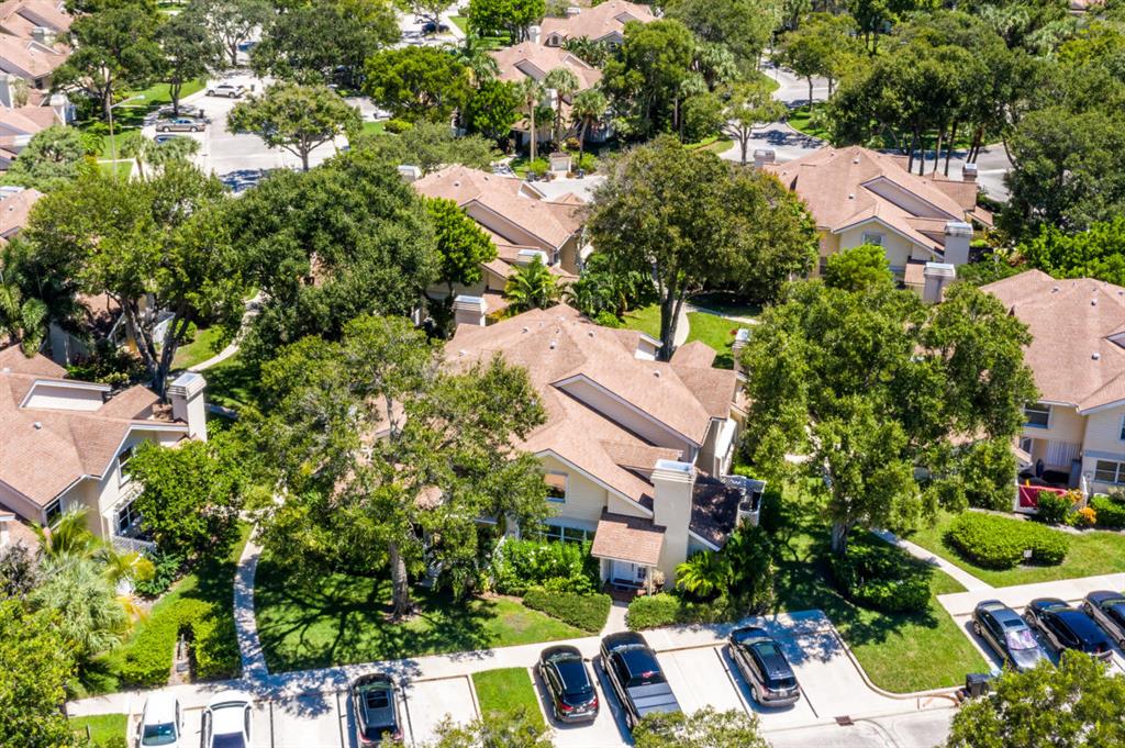 WELLESLEY AT LAKE CLARKE SHORES - Residential