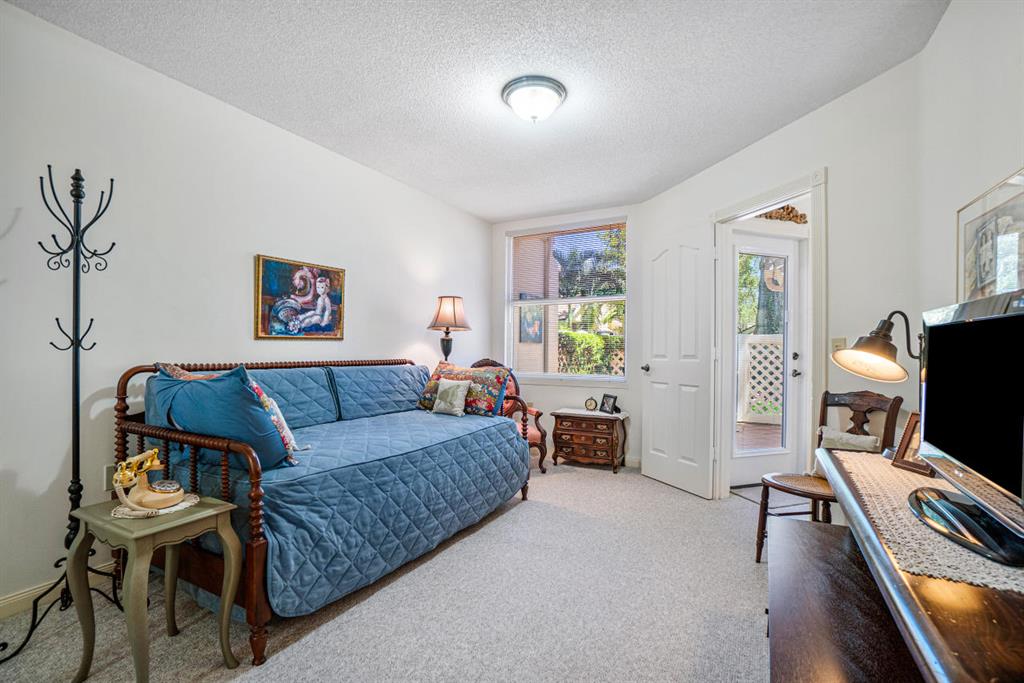 WELLESLEY AT LAKE CLARKE SHORES - Residential