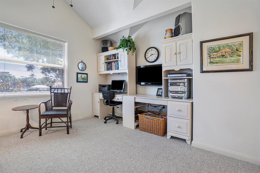 WELLESLEY AT LAKE CLARKE SHORES - Residential