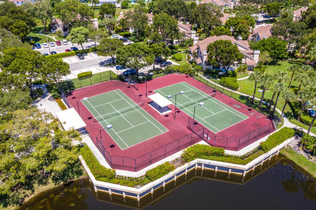 WELLESLEY AT LAKE CLARKE SHORES - Residential