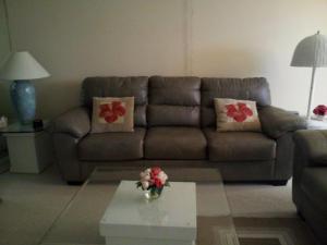 Phoenix Towers Condo 01 - Residential Lease