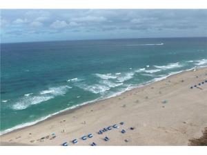 Phoenix Towers Condo 01 - Residential Lease