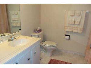 Phoenix Towers Condo 01 - Residential Lease