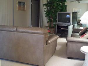 Phoenix Towers Condo 01 - Residential Lease