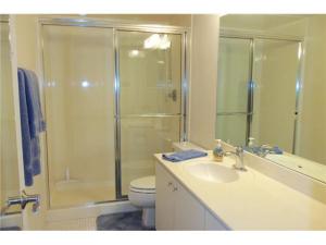 Phoenix Towers Condo 01 - Residential Lease