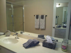 Phoenix Towers Condo 01 - Residential Lease