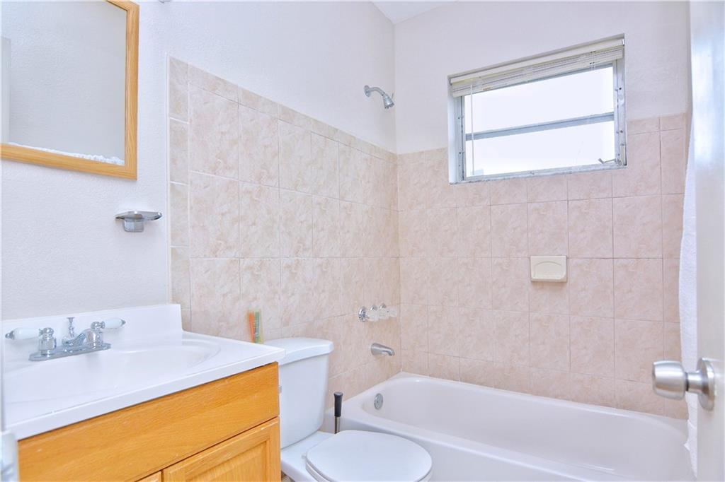 Sheridan Park 43-25 B - Residential