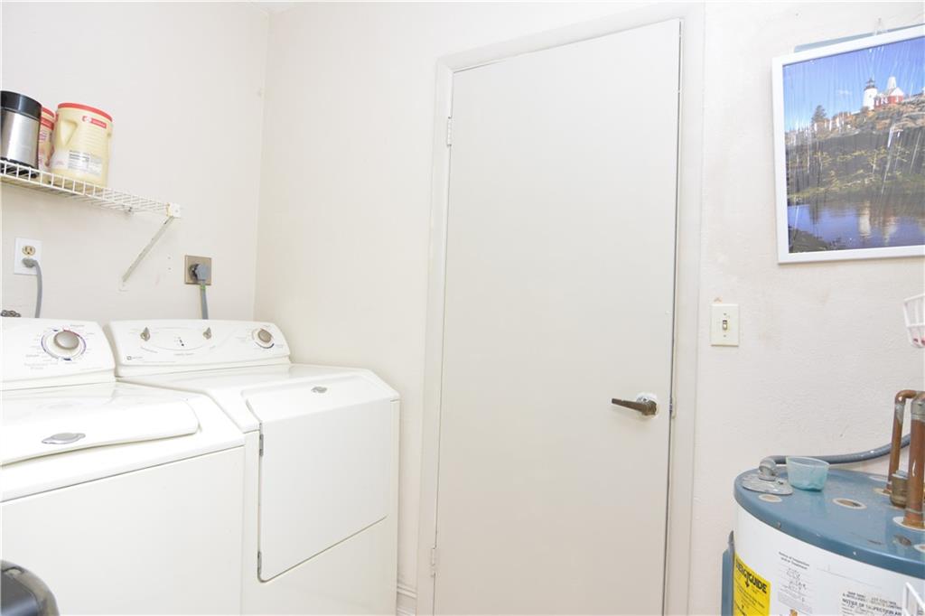 Sheridan Park 43-25 B - Residential