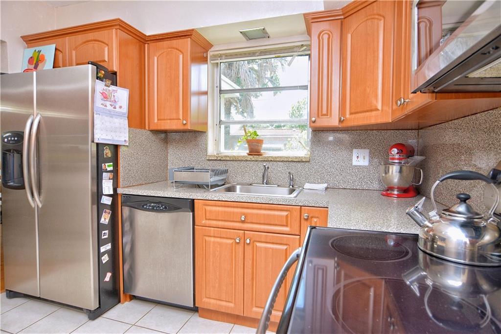 Sheridan Park 43-25 B - Residential
