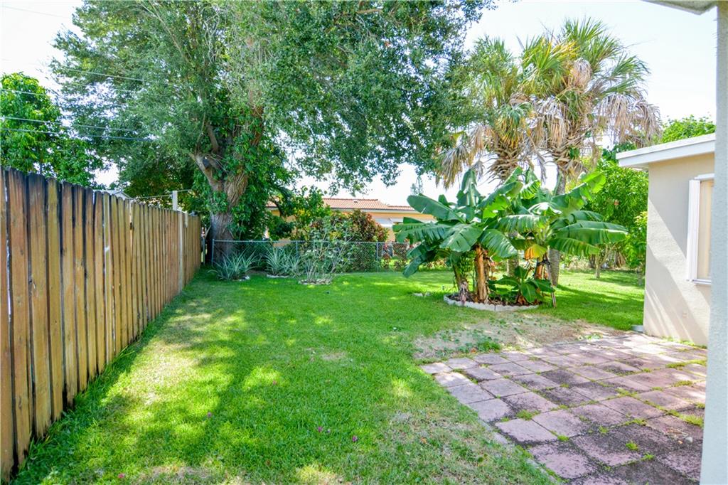 Sheridan Park 43-25 B - Residential