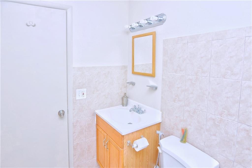 Sheridan Park 43-25 B - Residential