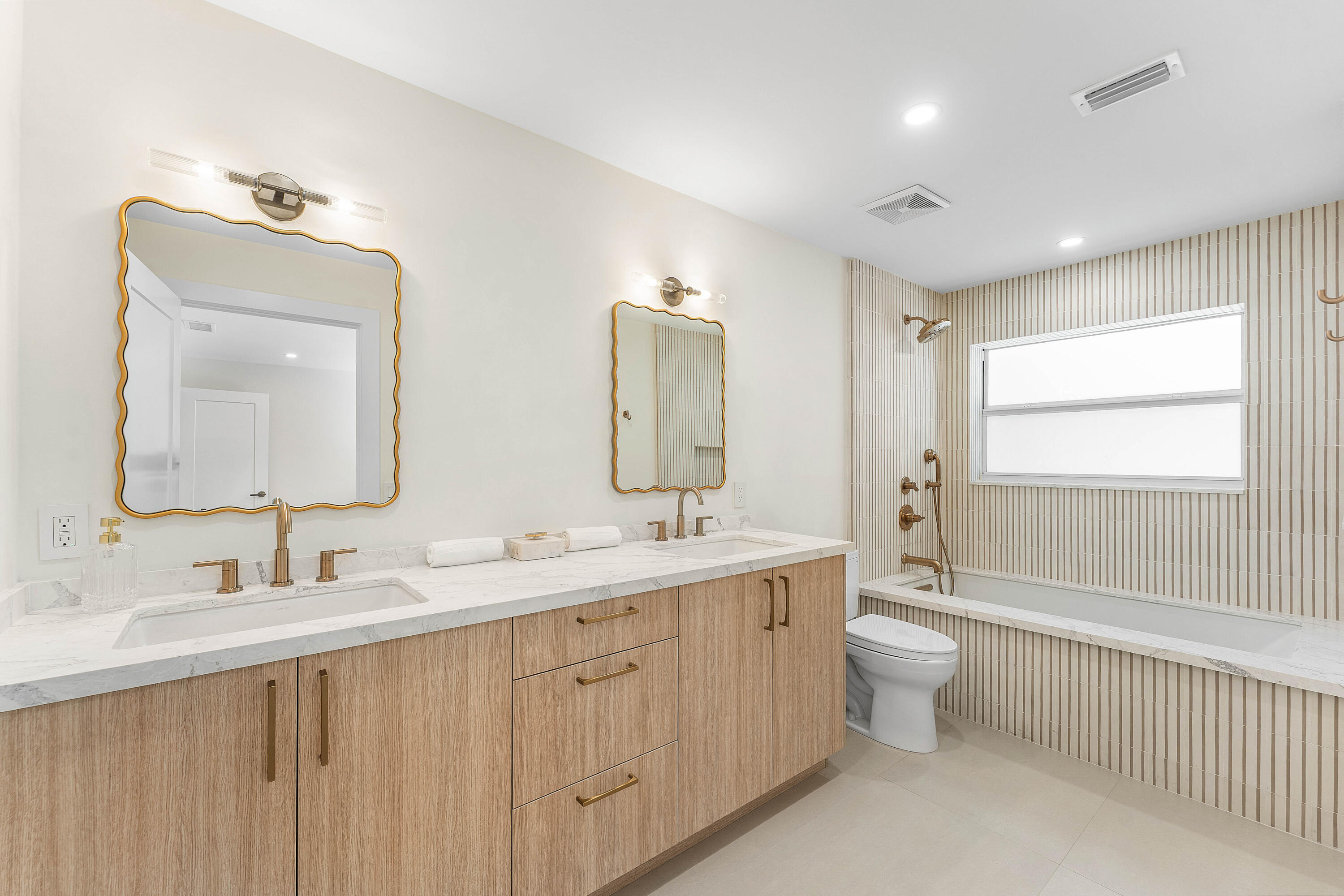 LAKEWOODE SEC I - Residential