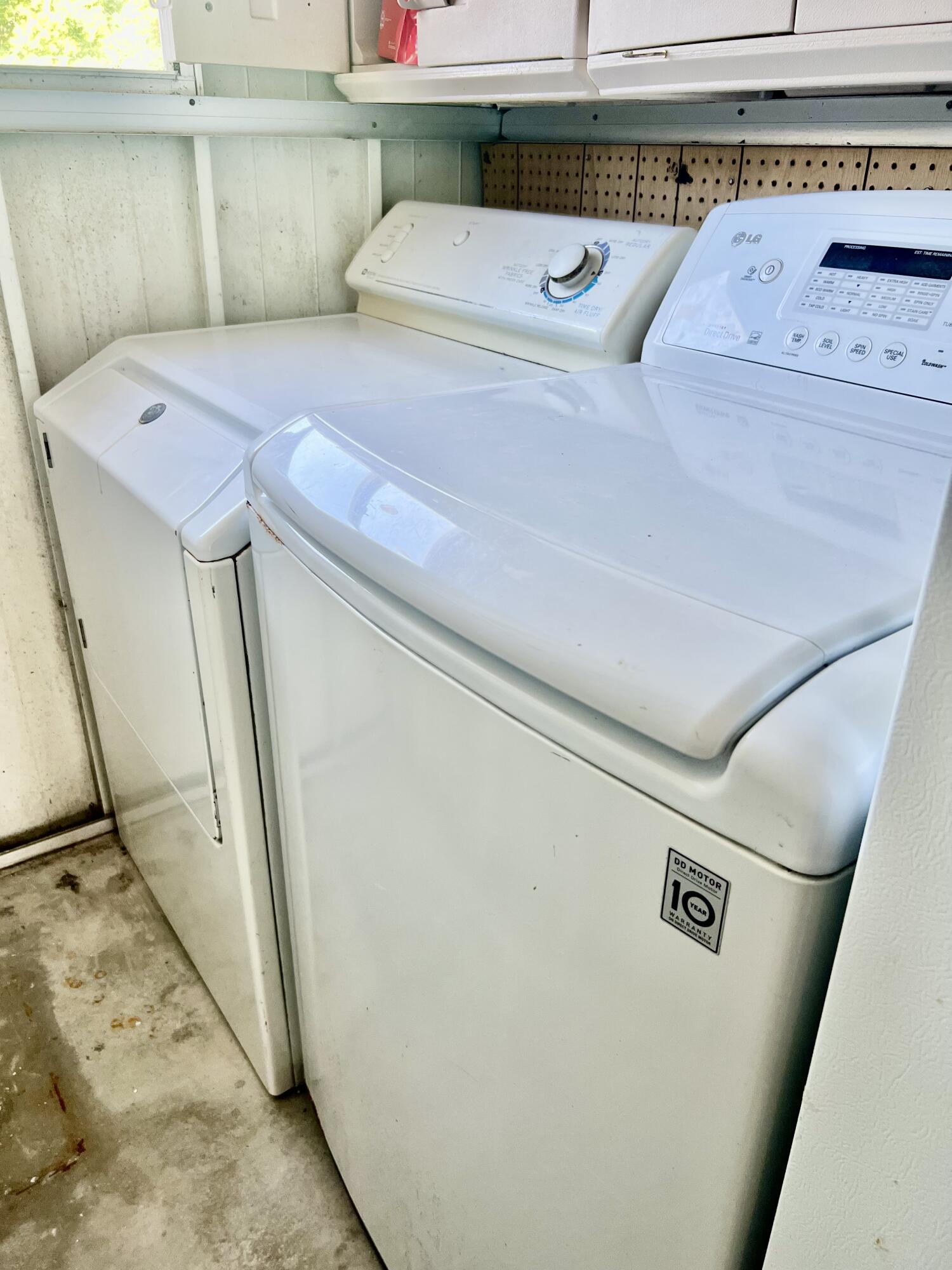 TALLOWWOOD ISLE - Residential