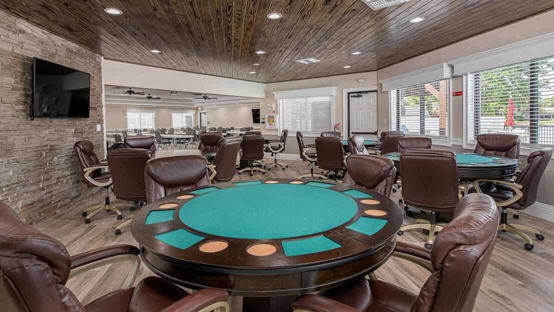 TALLOWWOOD ISLE - Residential