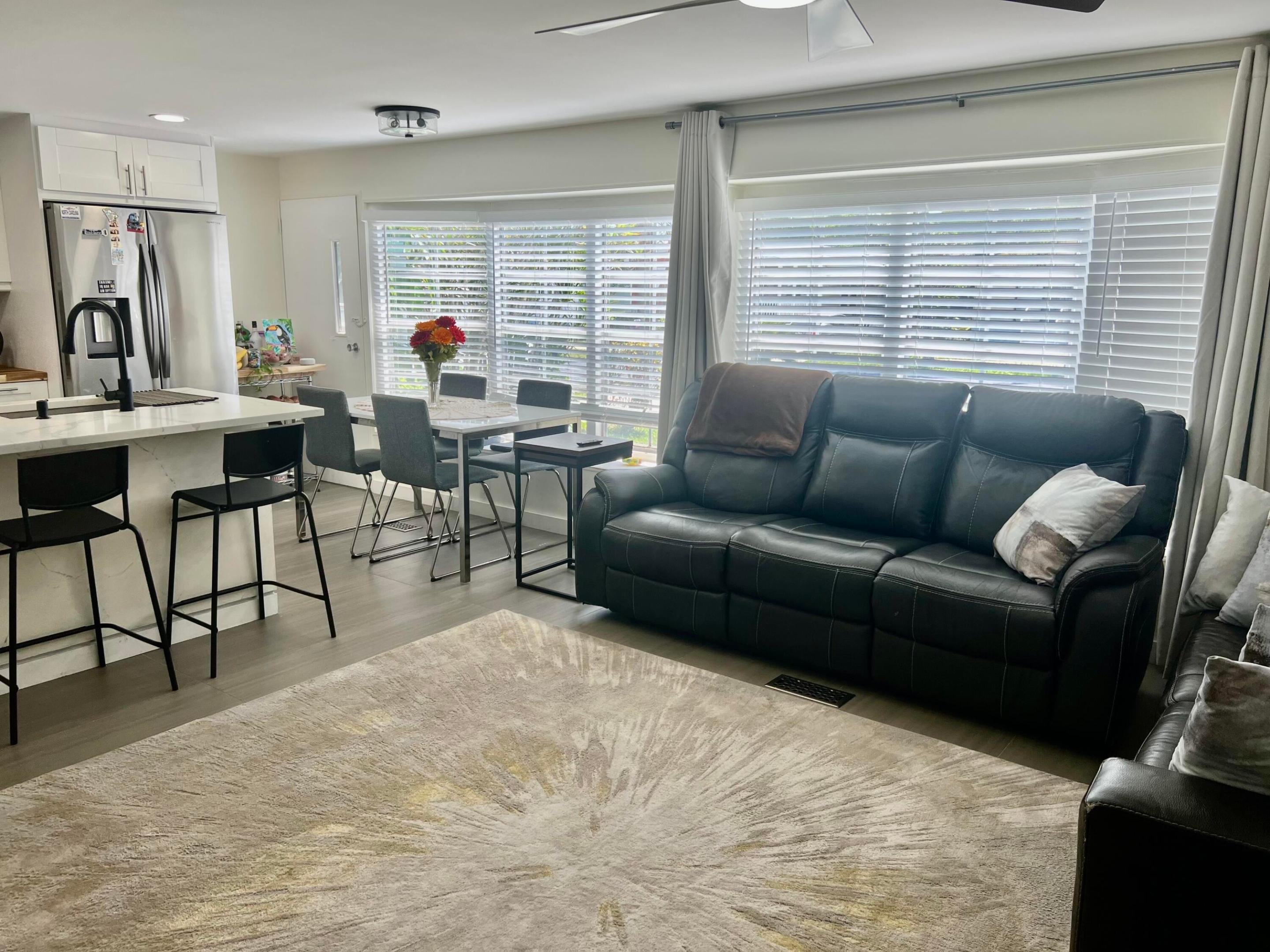 TALLOWWOOD ISLE - Residential