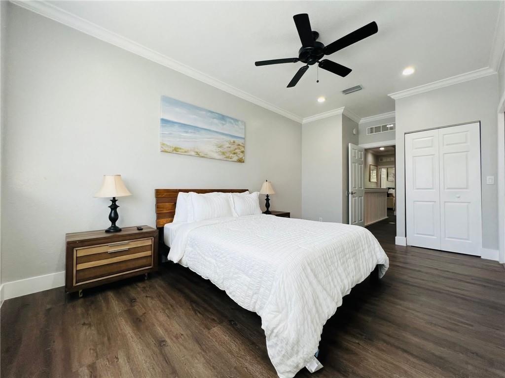 Carriage Homes At Bentley - Residential Lease