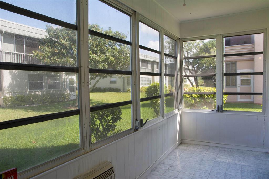 KINGS POINT FLANDERS CONDOS - Residential