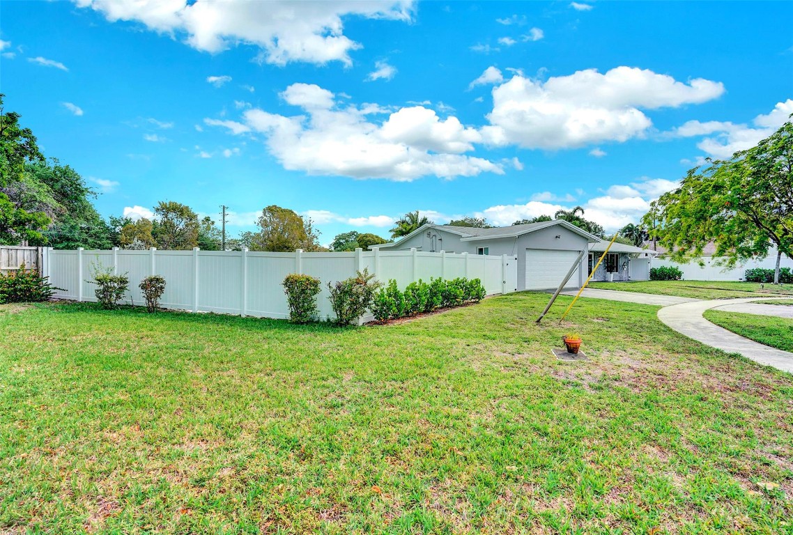 PLANTATION ISLES SEC 3 - Residential