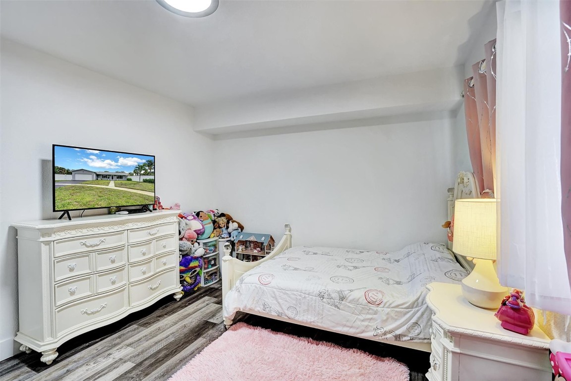 PLANTATION ISLES SEC 3 - Residential