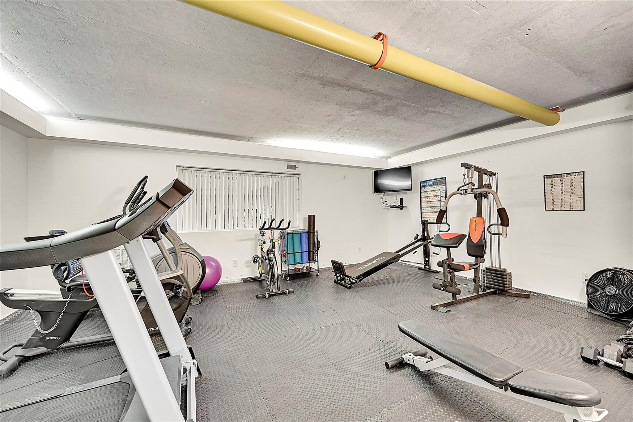 STRATFORD TOWERS CONDO - Residential Lease
