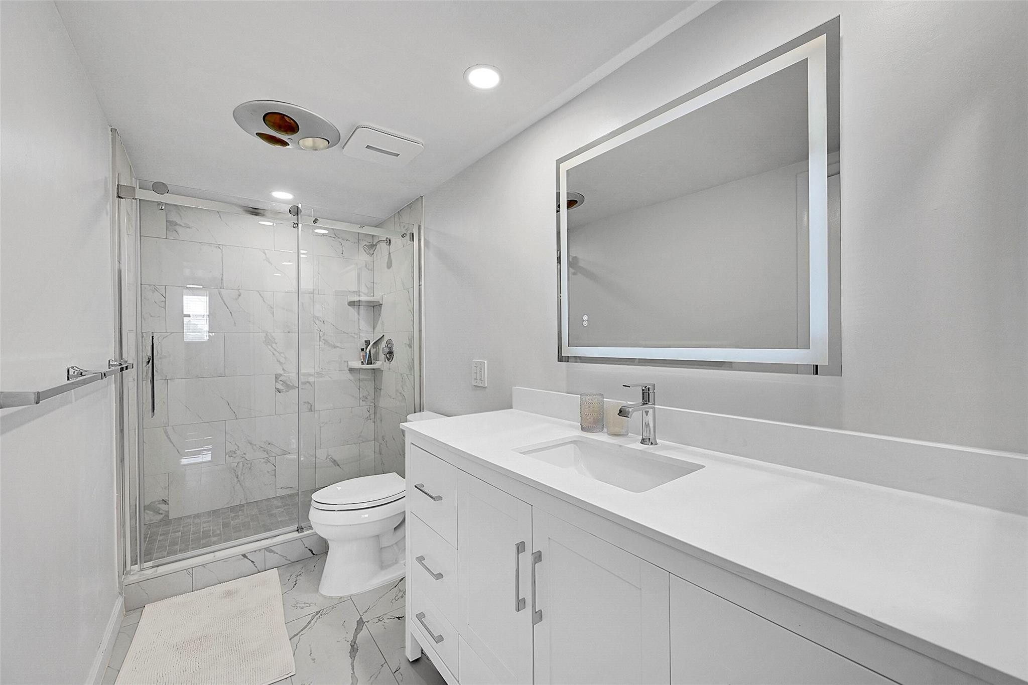 STRATFORD TOWERS CONDO - Residential Lease