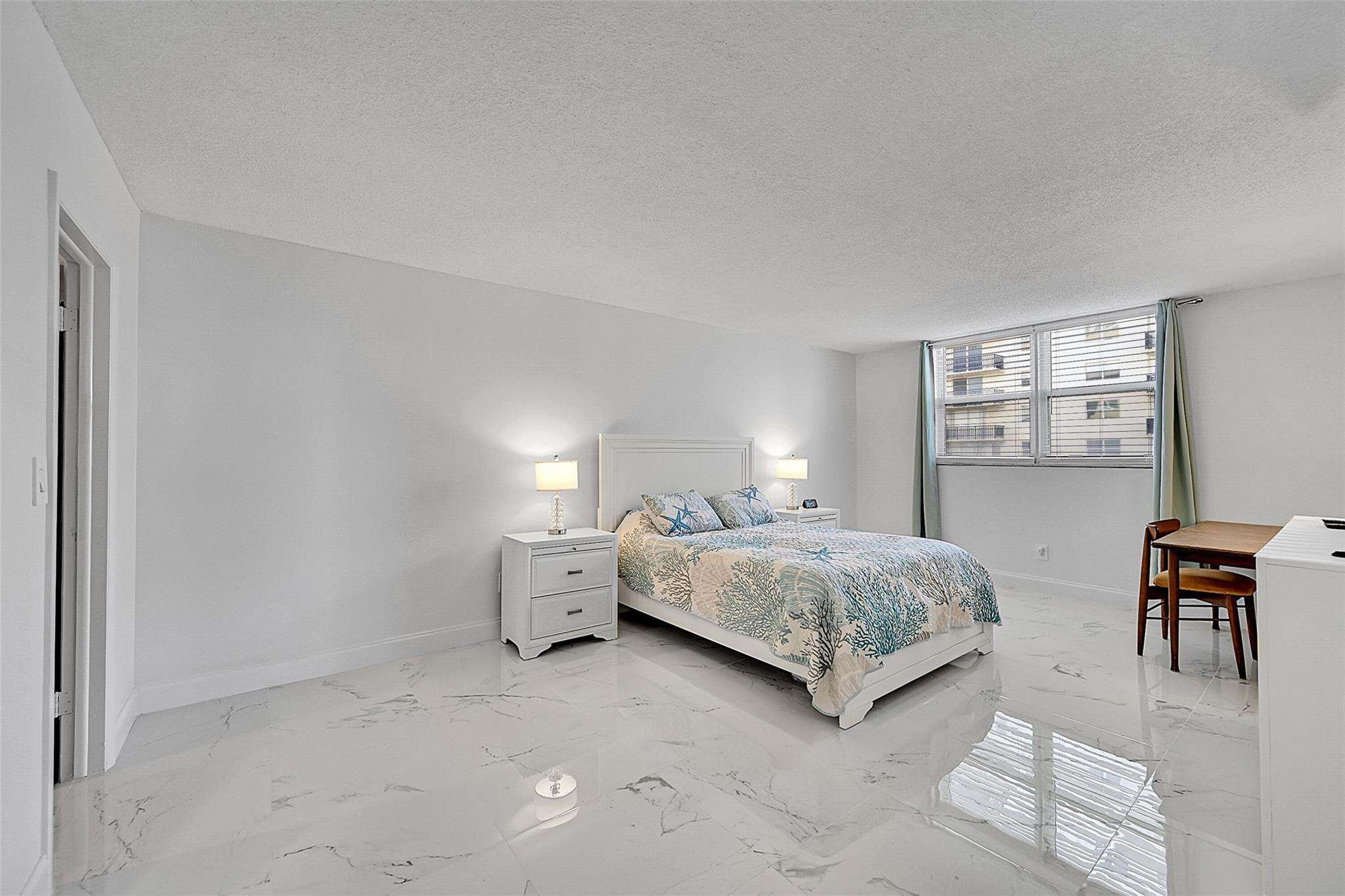STRATFORD TOWERS CONDO - Residential Lease