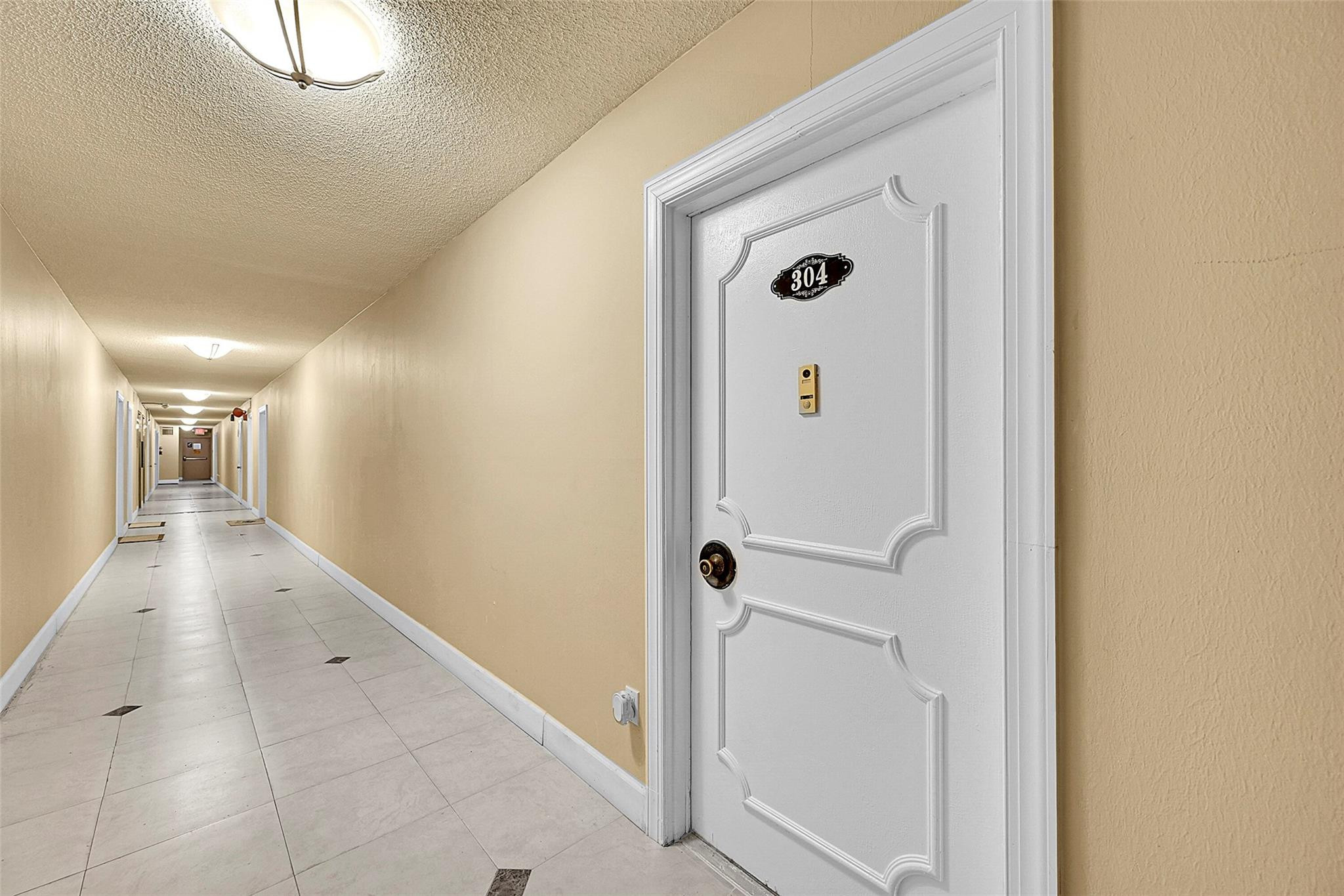 STRATFORD TOWERS CONDO - Residential Lease