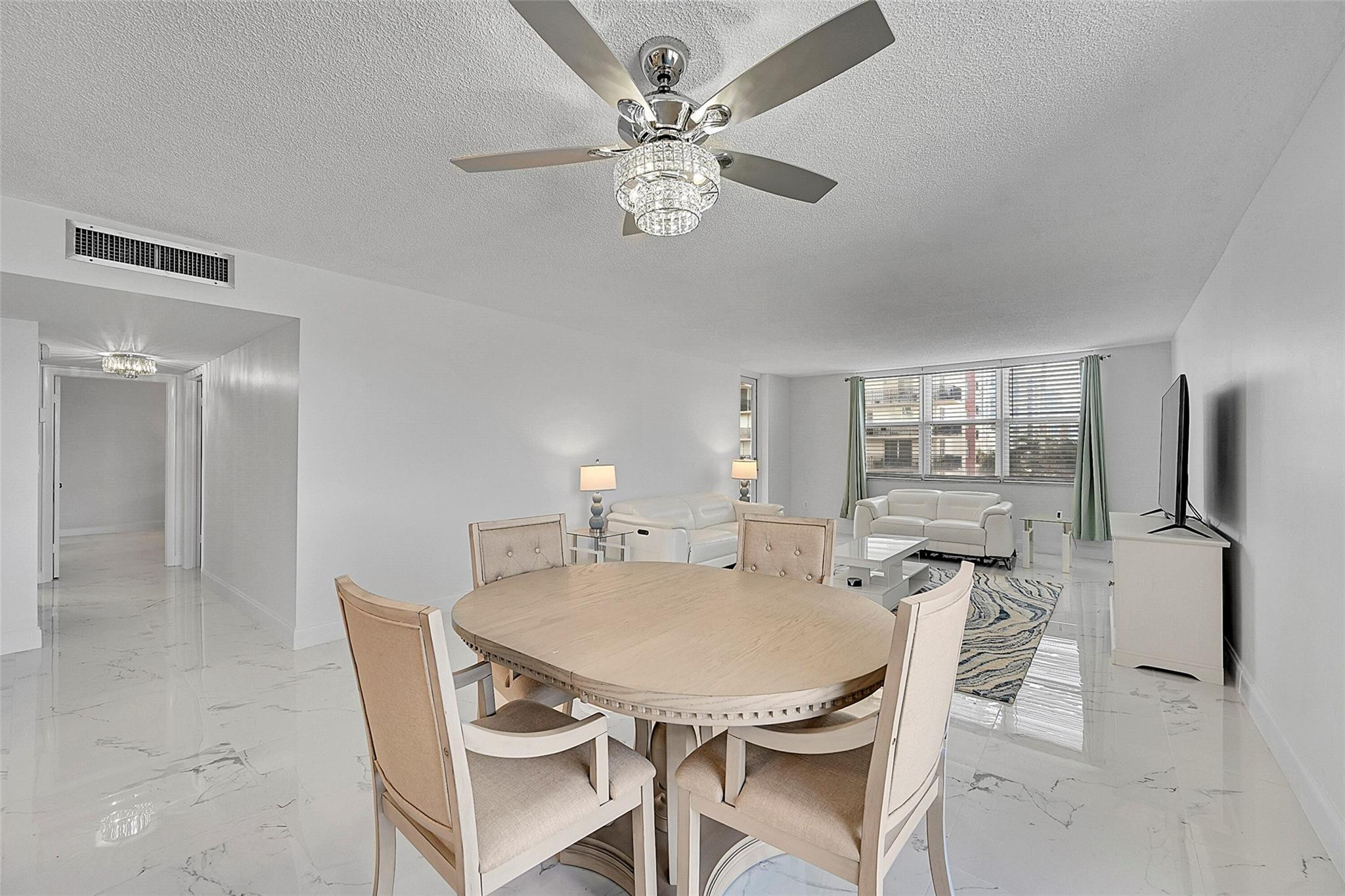 STRATFORD TOWERS CONDO - Residential Lease